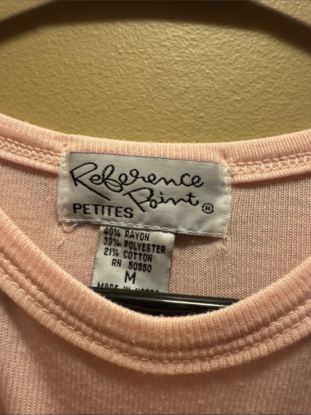 Pink top - Picture 3 of 3